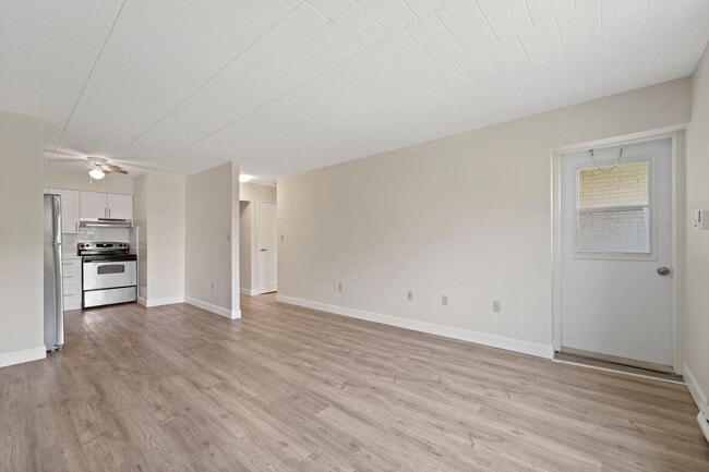 Photo - Linden Tower Apartments