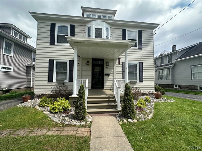 Photo - 15 Hillside Ave Casa