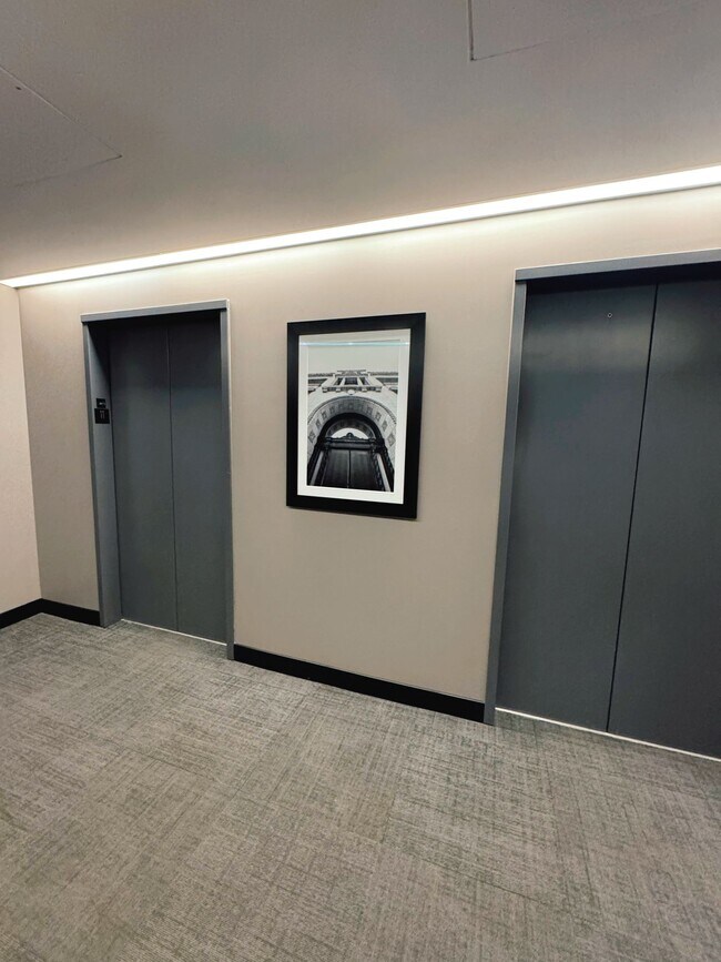 Photo - 1720 S Michigan Ave