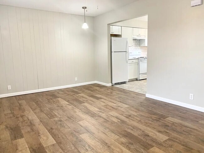 Photo - 115 Rader St Unit 113