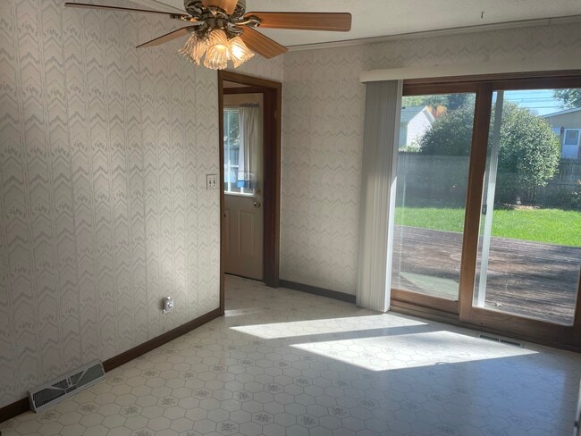 Photo - 4625 Candlelight Dr