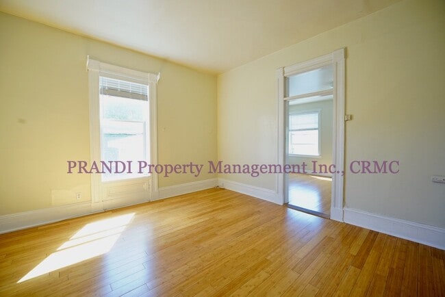 Photo - Victorian 1Br Apartment Close to Downtown Unit 6