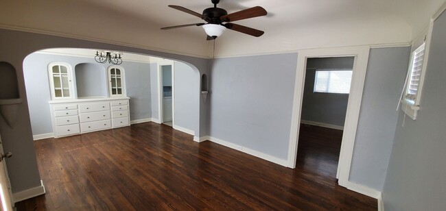 Photo - 4006-4008 DELTA STREET Unit 4006