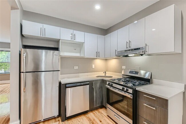 629 W. CORNELIA