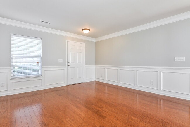 Photo - 148 Cinder Cross Way