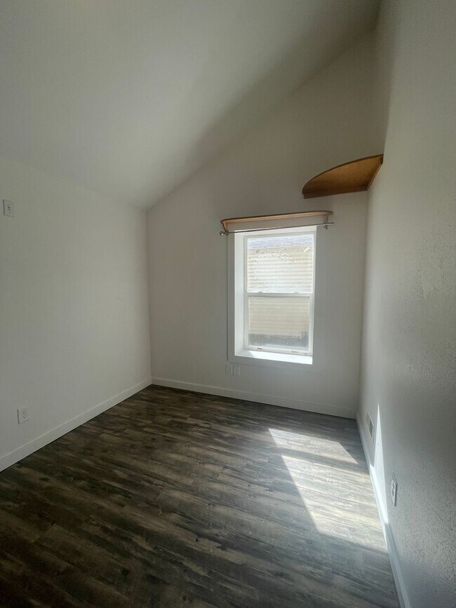 Photo - 1214 Remington St Unit Back
