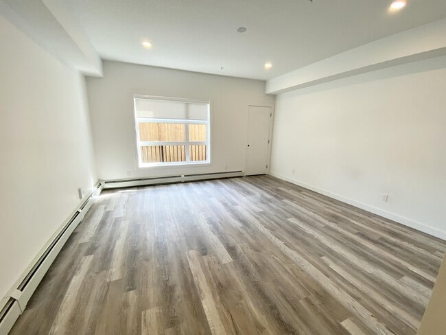 Photo - 10720-178 78 Ave NW Unit 105