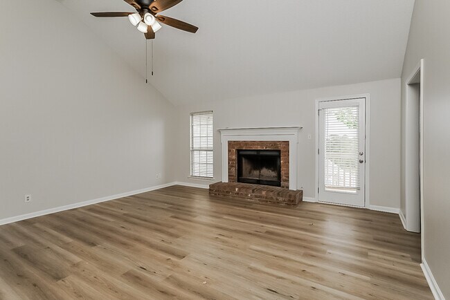 Photo - 38 Summit Ridge Dr Casa