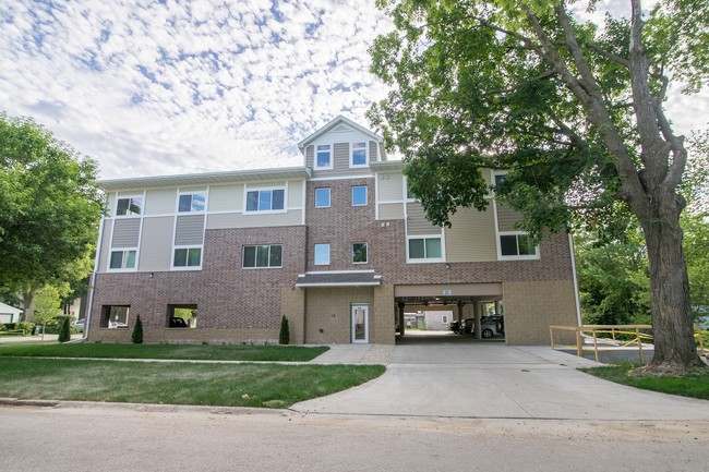Building Photo - Urban Flats North Rental