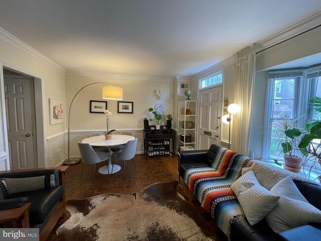Photo - 673 S Columbus St