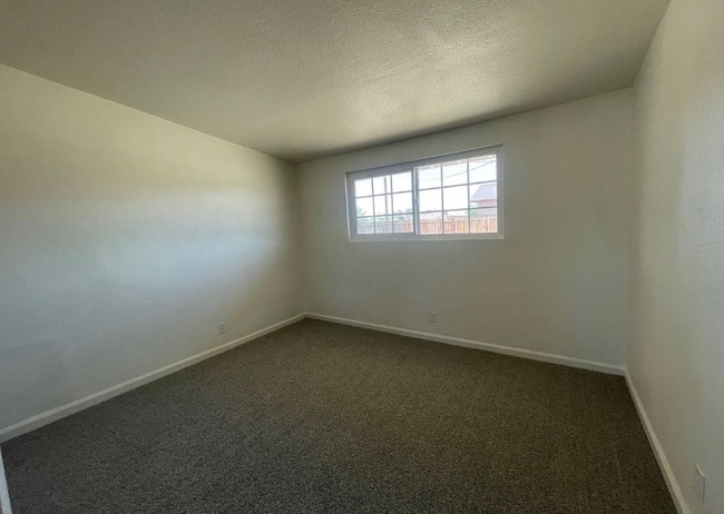 Photo - 20625 91st St