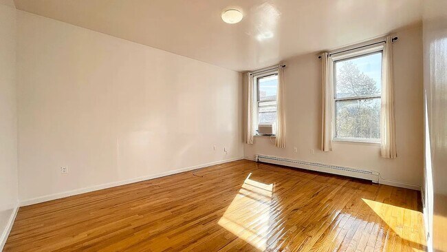 Photo - 1374 Bushwick Ave