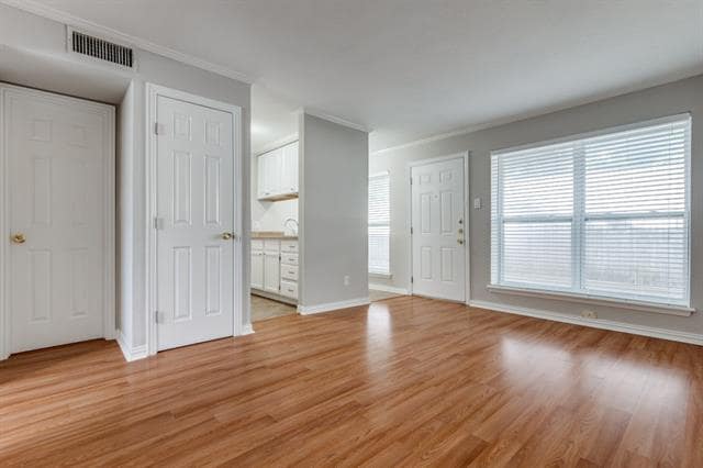 Photo - 5508 Tremont St Unidad 3