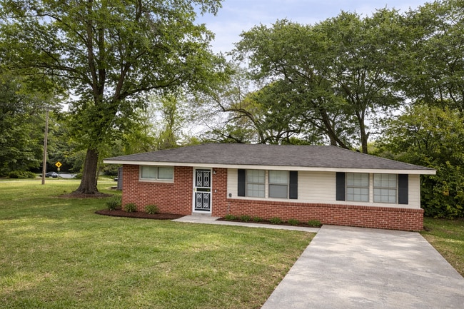 Building Photo - 3837 Spencer Cir