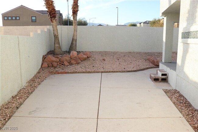 Photo - 3733 Deer Flats St