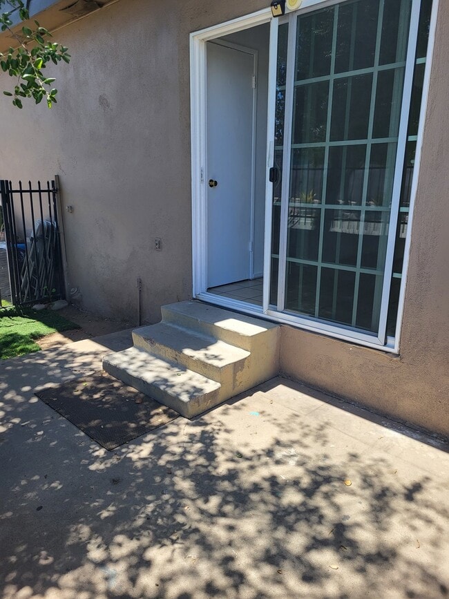 Photo - 7002 Linda Vista Rd Unidad 2