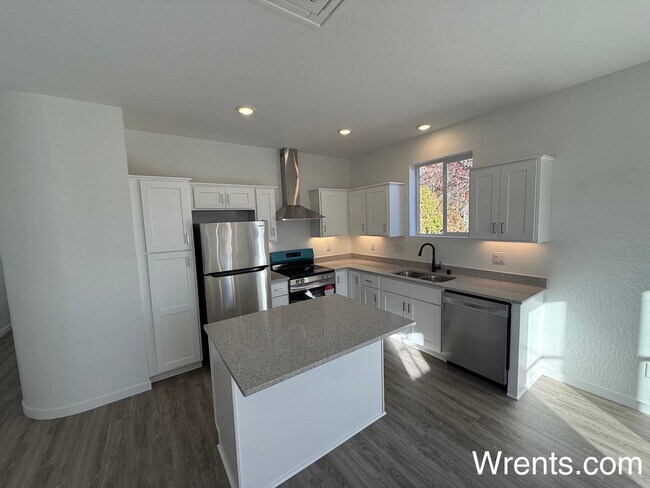 Photo - New Build Duplex Unidad 1324 W Dalke