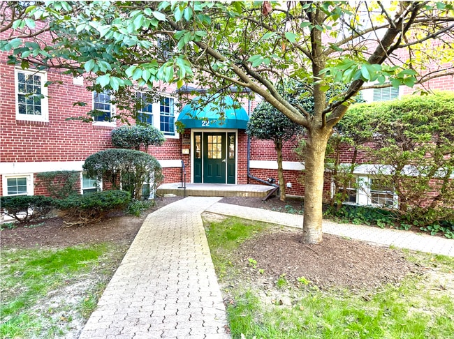 Photo - 22 S Old Glebe Rd Unit 106