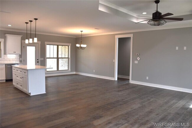 Photo - 364 Lakes Dr