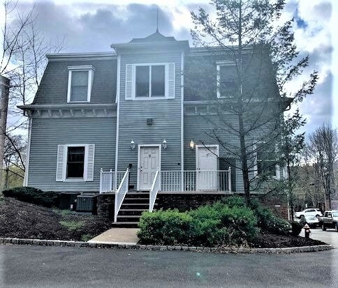 Carriage House Townhomes