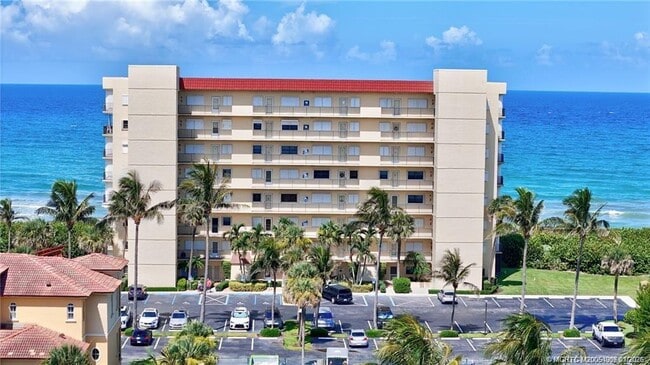 Building Photo - 7410 S Ocean Dr Unit 209