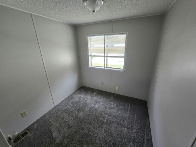 Photo - 123 Jaybee Ln