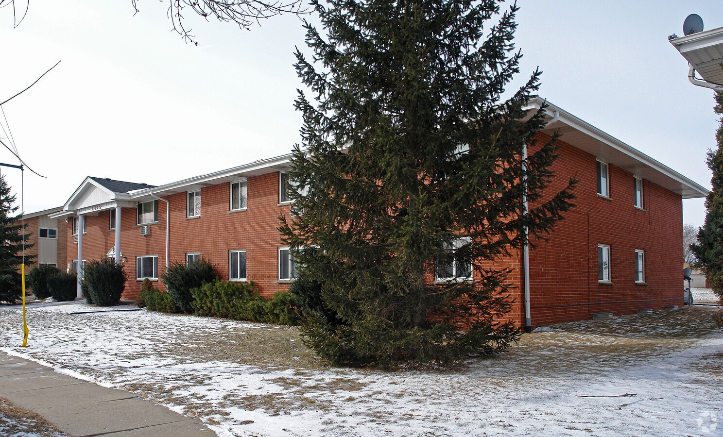 Photo - 6129 S. 13th Apartamentos