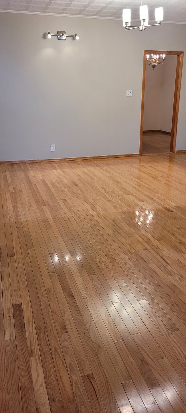 Photo - 53 Clara St Unit Top Floor