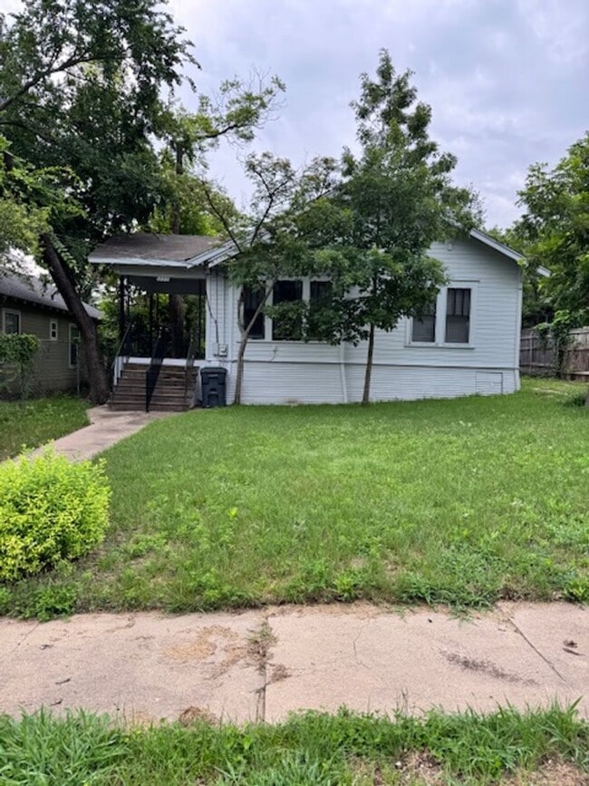 Photo - 1532 McKenzie Ave Casa