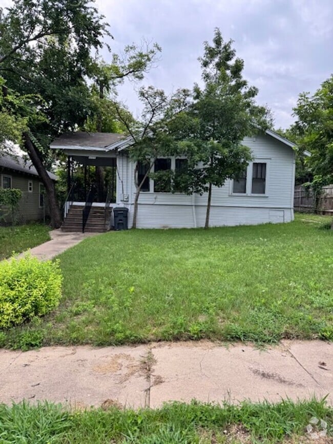Building Photo - 1532 McKenzie Ave Rental