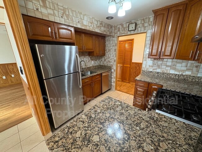 Photo - 409 Hidden Village Dr