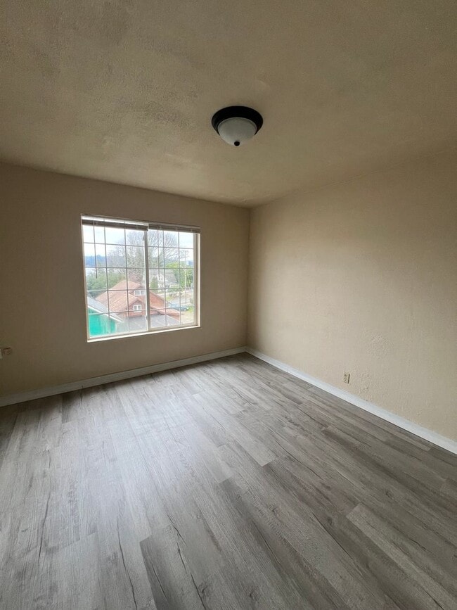 Photo - 2129 Unidad 1