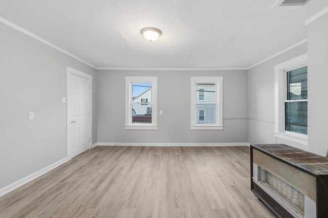 Photo - 255 Rodman St Unidad Apt 3