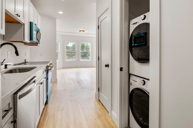 Photo - 8 Enon St Unit 201