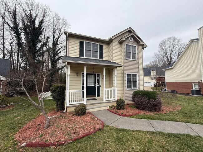 Photo - 928 Heatherstone Dr