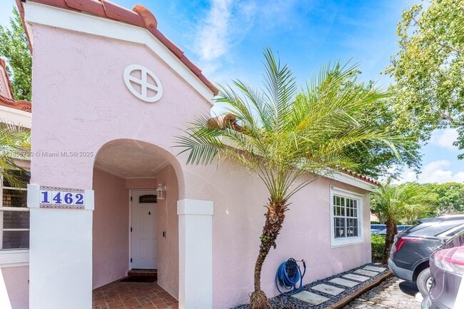 Photo - 1462 Springside Dr
