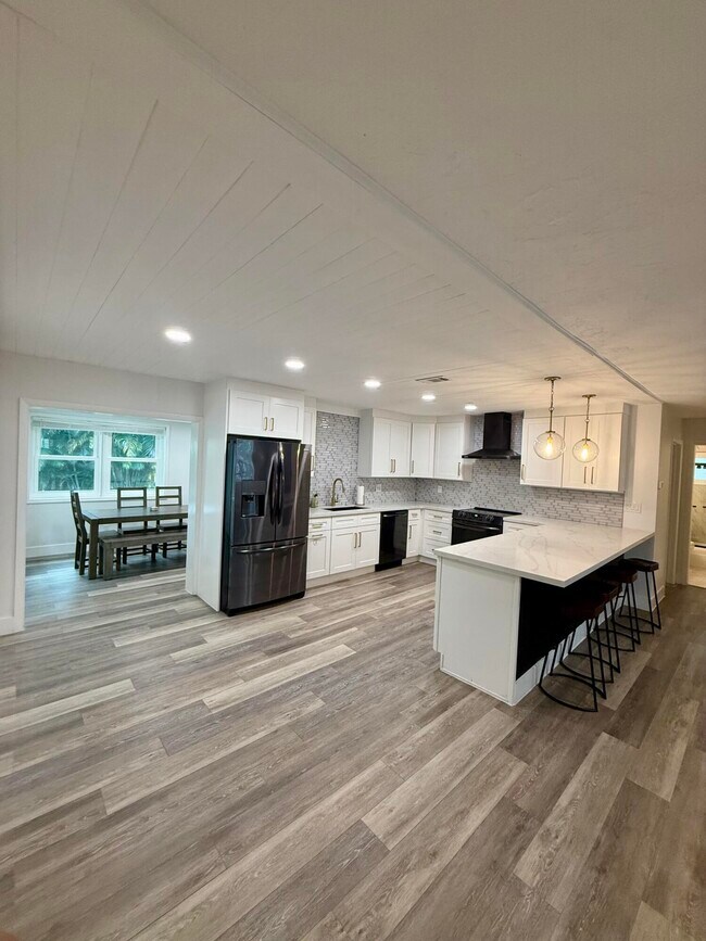 Photo - 511 SW N Riverpoint Dr Casa