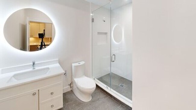 Photo - 4Bed 2Bath TUFTS MEDICAL