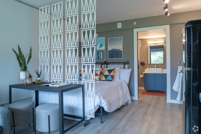 Studio - 314SF - Bedroom - River Roost