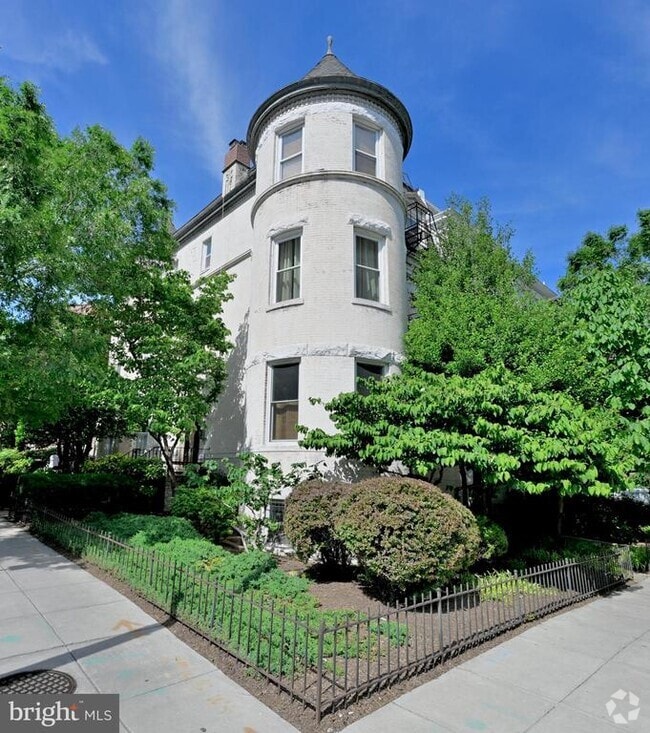Building Photo - 1933 S St NW Unit D Rental