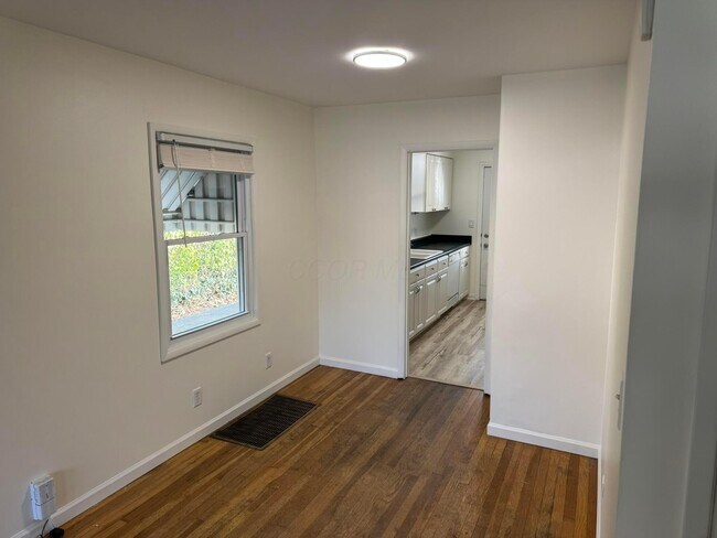 Photo - 1953 Fishinger Rd