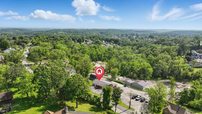 Photo - 1490 Clay Pike