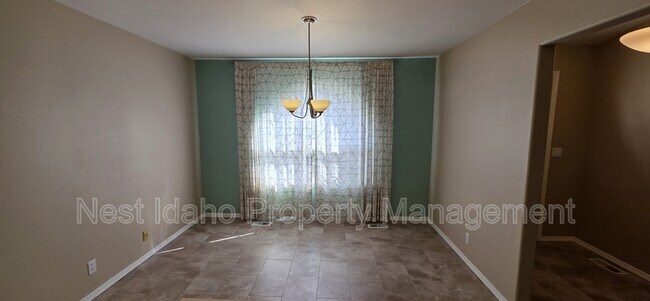 Photo - 1123 N Watson Way