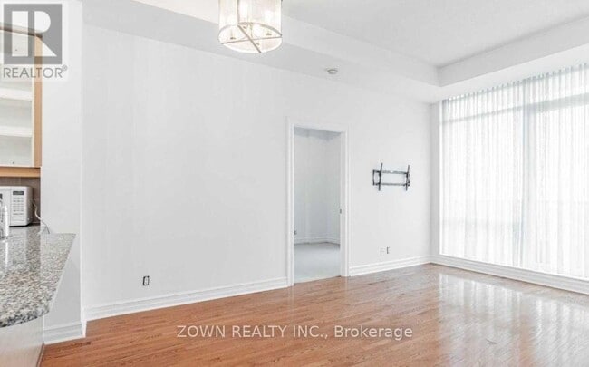 Photo - 33 Elm Dr W Unit 2809