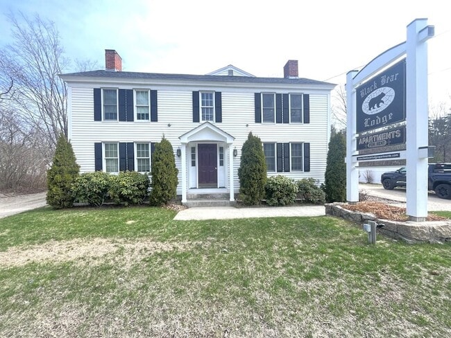 Building Photo - 2895 White Mountain Hwy Unit 2