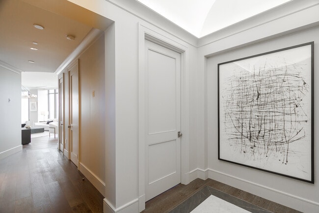 Photo - 3376 Peachtree Rd