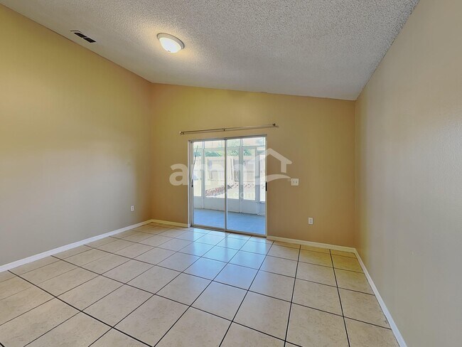 Photo - 12605 Parkbury Dr