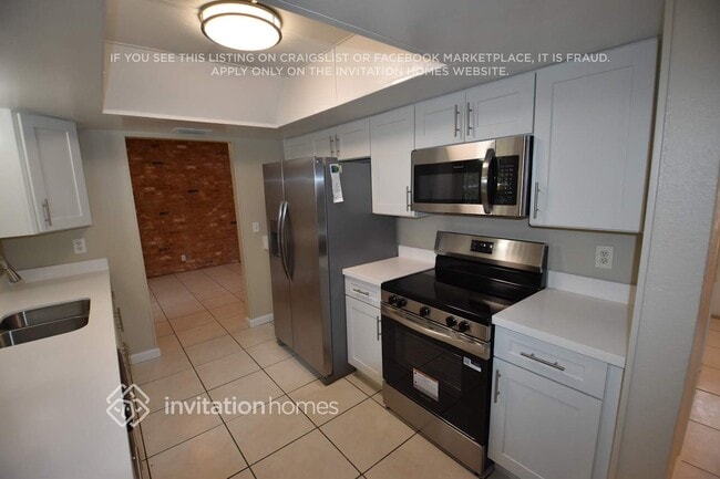 Photo - 5220 SW 8th Ct