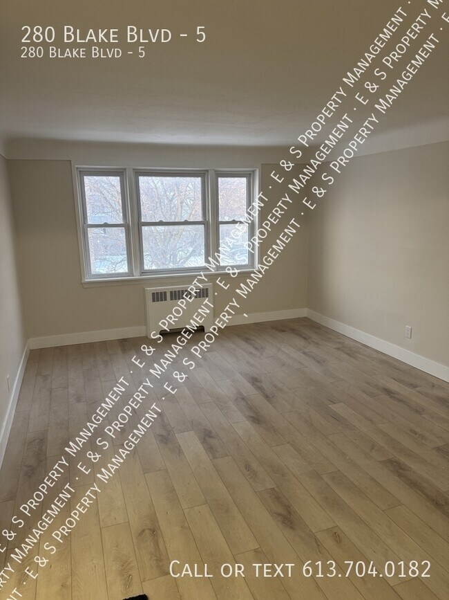 Photo - 280 Blake Blvd Unité 5
