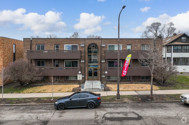 Photo - Regency Apartments